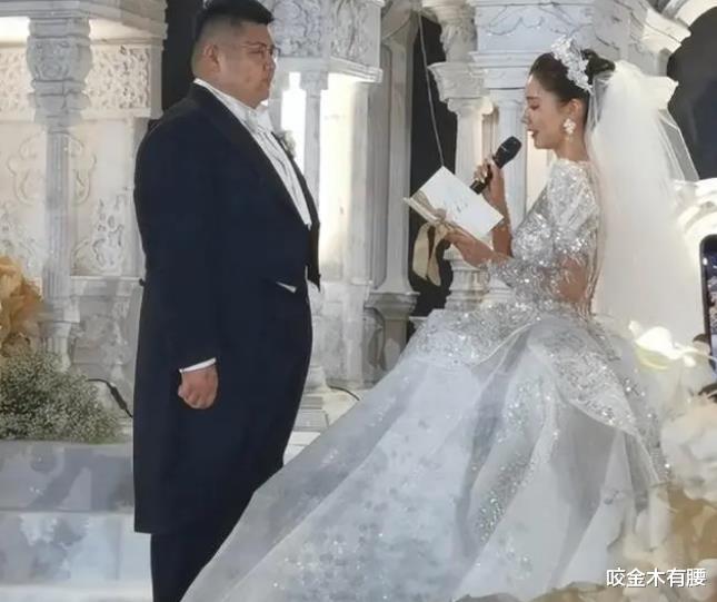 求婚|网红猴哥婚礼细节曝光,求婚告白看哭一片宾客,痞幼聂小雨没参加