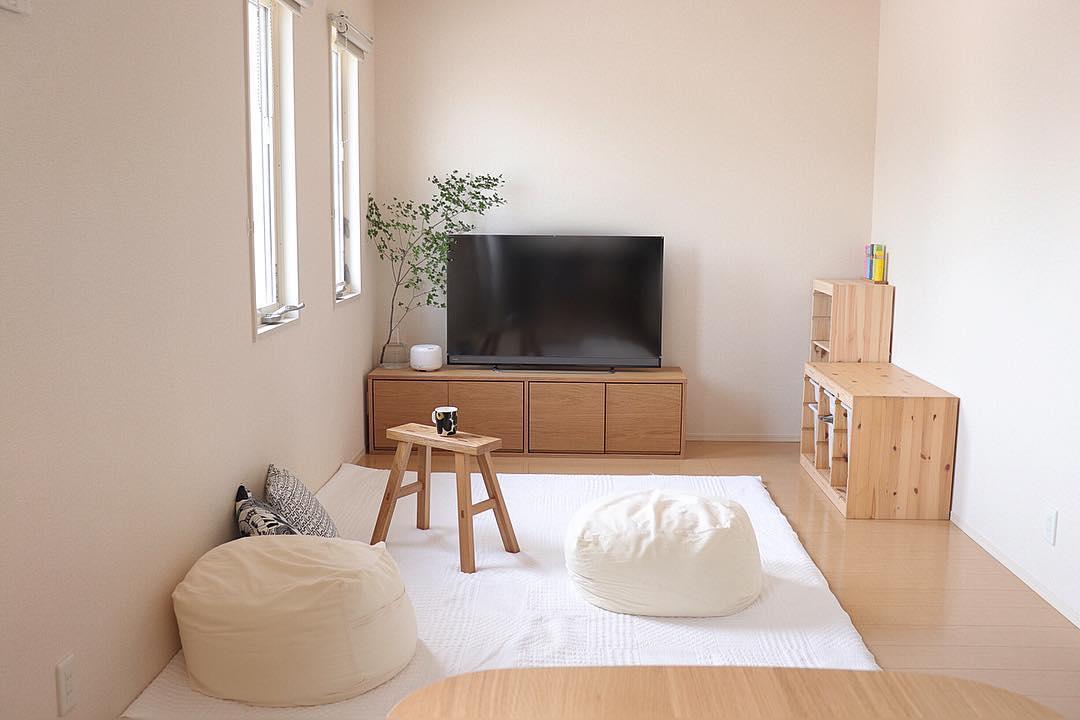 单亲妈妈带女儿住35㎡老破小,不慌不忙精致生活,断舍离很重要