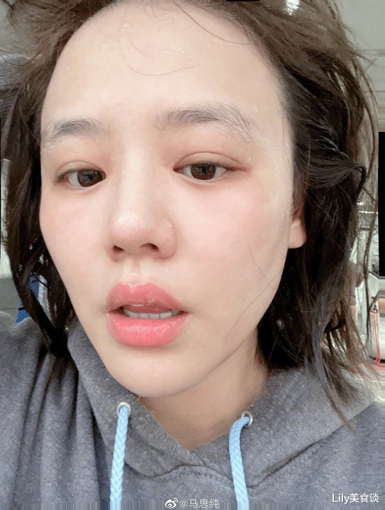 马思纯|马思纯晒“马式炒面”，好吃到舔盘，吸引127万网友围观，网友：面呢？