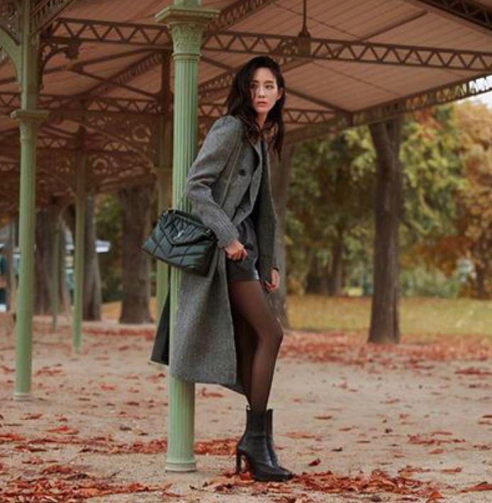 看了张钧甯的黑丝穿搭才发现:丝袜本身并不俗气,穿对了还挺高级