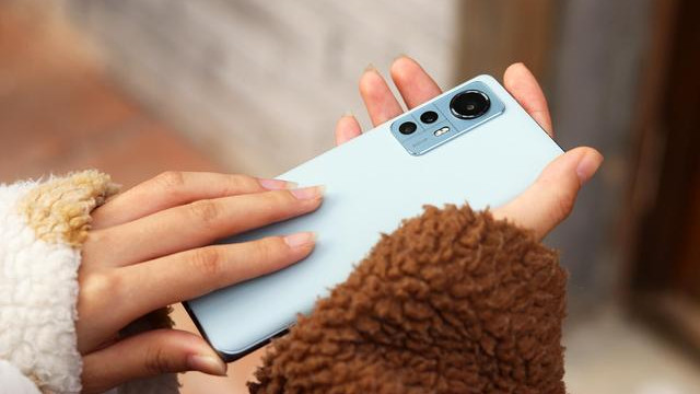 小米科技|从5699降至3379！顶配旗舰机断货：K50电竞版和小米12不香了