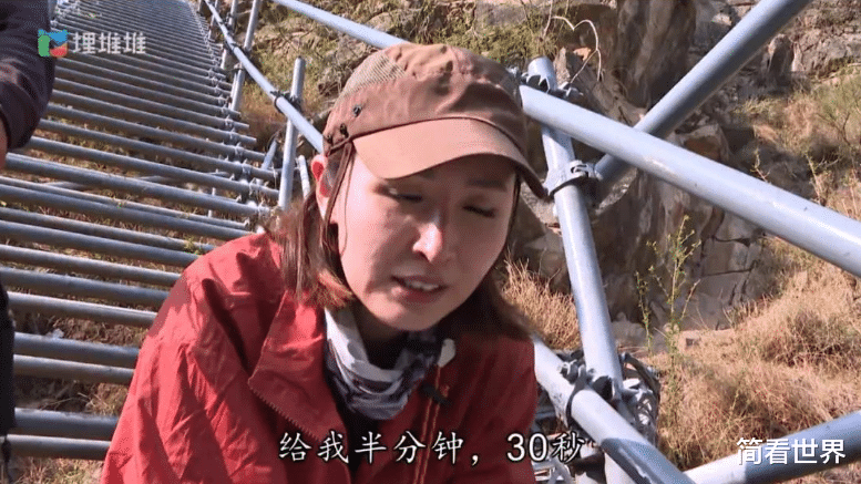 陈贝儿|42岁的她可不简单!金鹰虽未获奖,却是央妈钦点,风头盖过殷桃