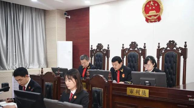 案例:女子洗澡时触电身亡,家属索赔150万,法院判决还社会公道