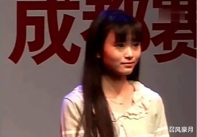 整容|整容成瘾，瘦到病态，痴迷于少女人设，内娱可怕的畸形审美