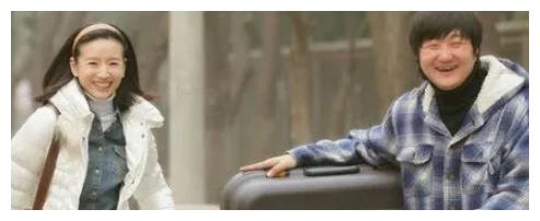 周杰伦|董洁：跟潘粤明离婚10年了，依旧背负骂名，如今生活状况如何？