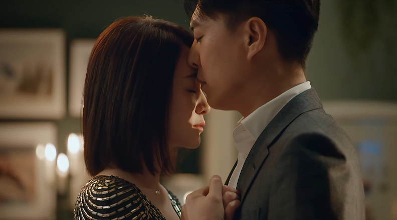 李小冉|《林深见鹿》李小冉掴多少年轻女演员的脸？给你们看看啥叫女人