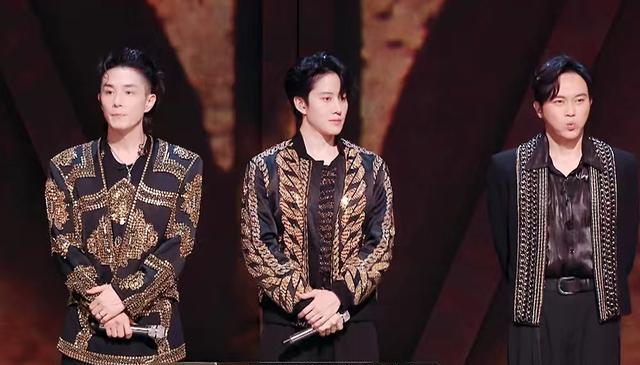 潘玮柏|披哥2：二公个人排位“一代”爆发，潘玮柏跌出前5，有1人上升6位