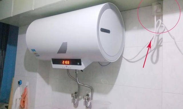 电热水器|10天连丢3条命，热水器漏电频发要不要断电？触电身亡该找谁来赔