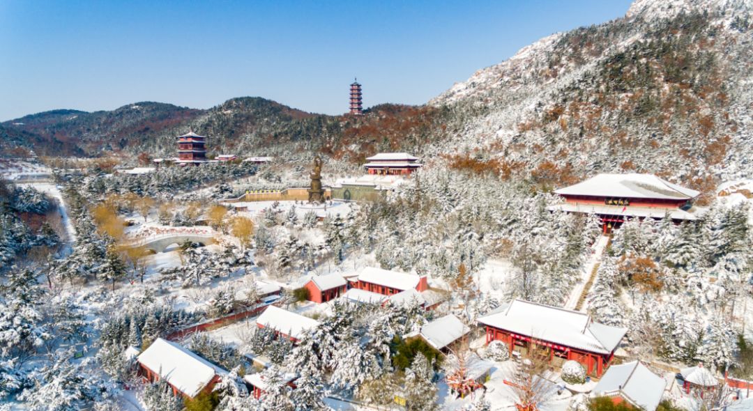 |雪落赤山，人间仙境！