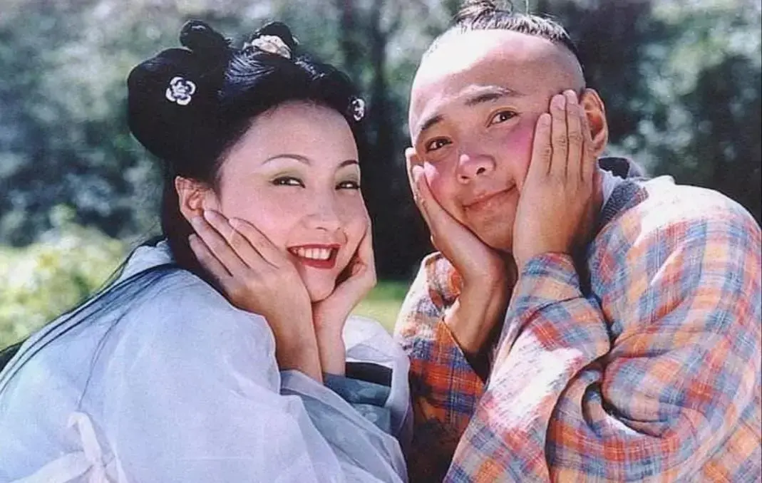 徐峥|徐峥现身长沙拍戏，身体发福快认不出，穿着简单网友称接地气