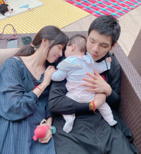 向佐|向佐事件女主曝光: 曾出演《三十而已》自称被闺蜜出卖