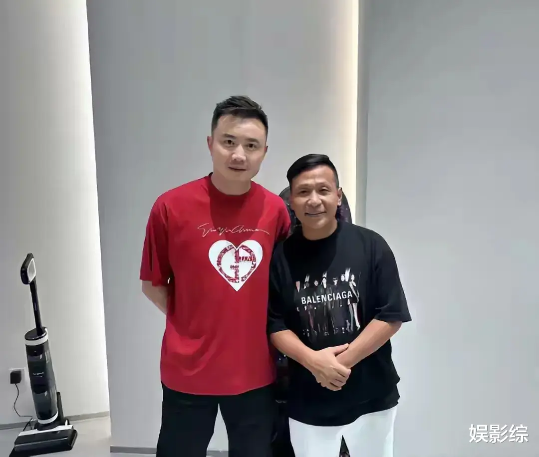 赵本山|赵本山三亚豪宅曝光，章子怡前往拜年，喝的满面红光