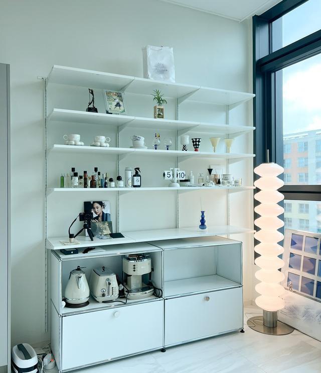 90顶楼,上下2层还带阁楼、露台,小夫妻俩装修下住也太爽了!