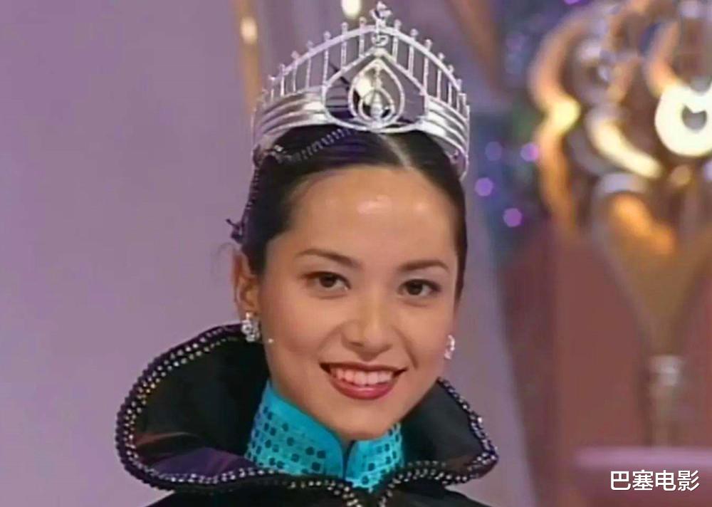 陈松伶|女星嫁“小老公”,被嘲像母子、婆婆公开嫌弃,后悔曾经的选择吗