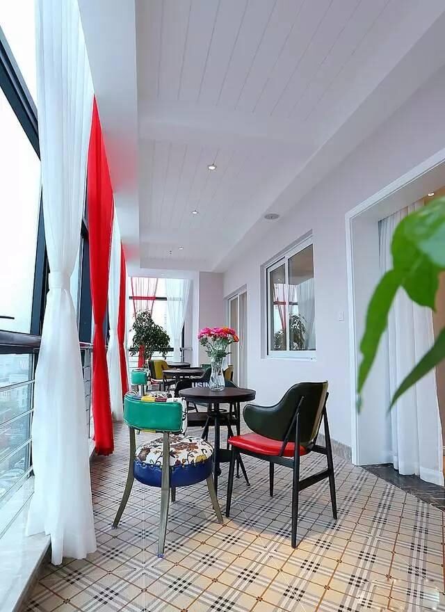 老婆装修的婚房,非常漂亮,一个客厅都惊艳了所有伴娘!