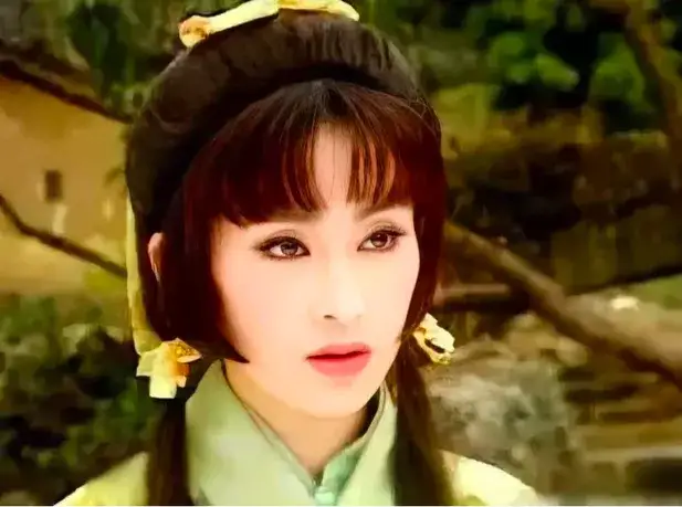 西施|7版“西施”,安以轩,张敏各有千秋!而她让人“一眼万年”