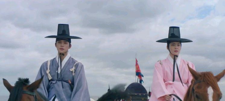 王后伞下|以其人之道，一箭双雕，《王后伞下》第十集：高贵人加入中殿阵营