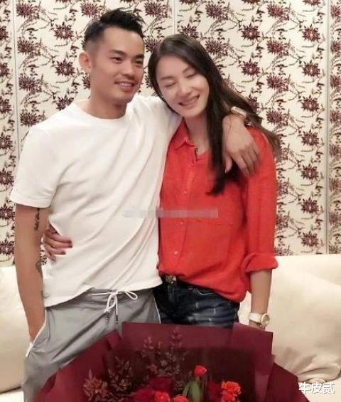 姐姐|表面“恩爱有加”，实则“自寻快乐”的5对夫妻，对对颠覆三观