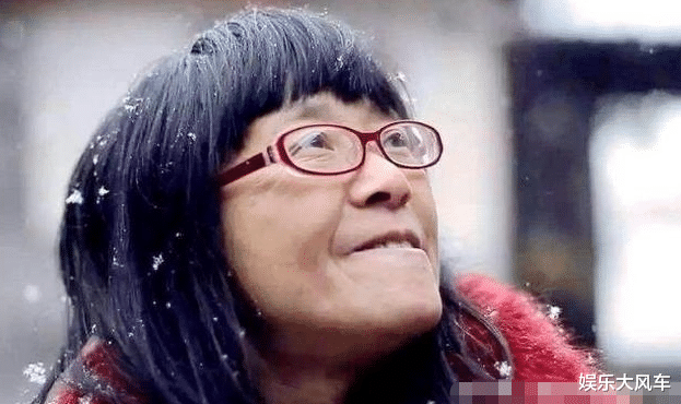 四川省|杨槠策新欢挑衅余秀华，余秀华大方回复祝幸福，网友：心疼余秀华