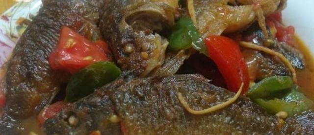 广州市|禾花鲤没人吃？广州河道禾花鲤泛滥，钓鱼人：河里全是这鱼