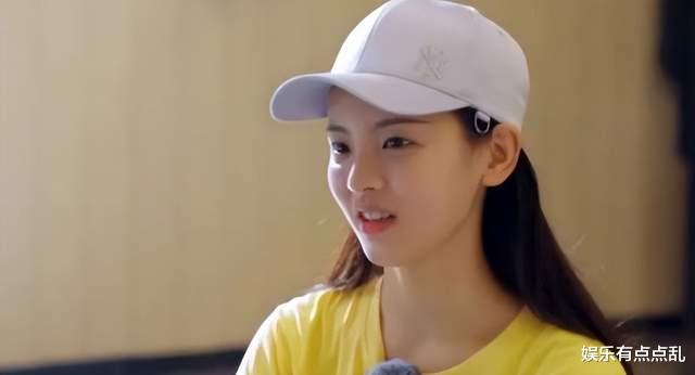 杨超越|杨超越夸《说英雄》雷纯演技炸裂, 孟子义请好几次请不动, 理由搞笑