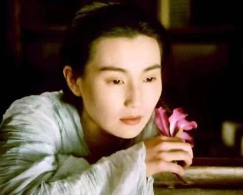 梁朝伟|梁朝伟为什么放弃了张曼玉,而娶了刘嘉玲?