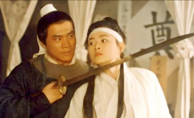 赵合德|风情万种不是袒胸露背！15位媚骨天成的女星“超有料”，撩人于无形