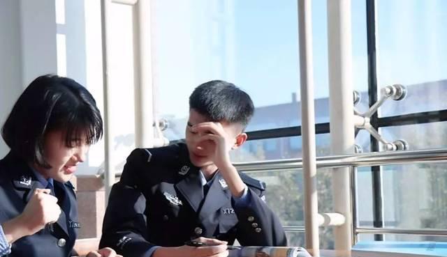 医生|“理想型”男友职业排行榜，医生成了香饽饽，警察未入前五名！