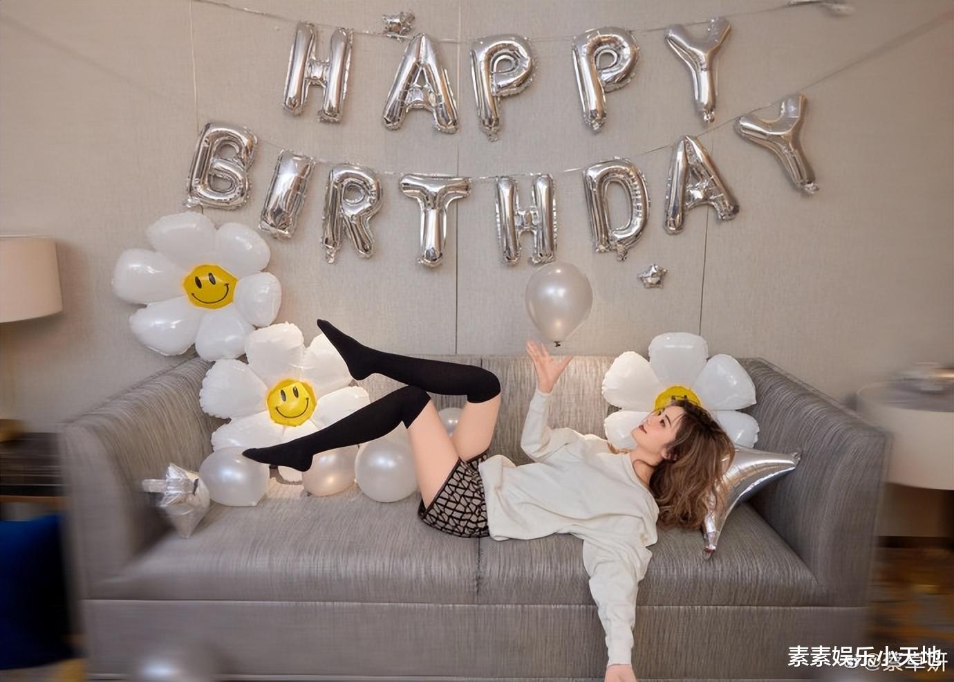 许凯|蔡卓妍40岁生日，开始人生第二个20岁，状态甜美如少女