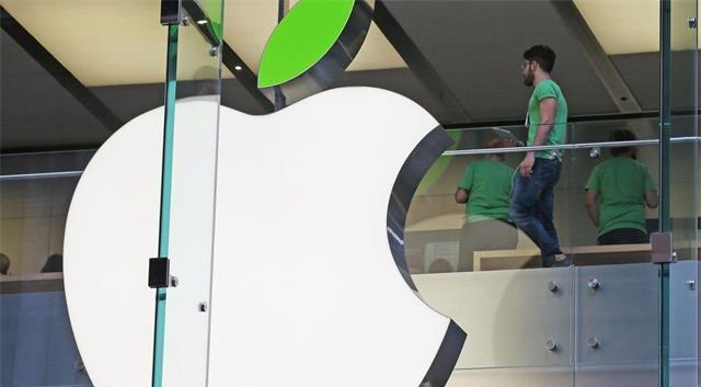 苹果|刚拿下全球第一，苹果却遭遇2大麻烦，iPhone14涨价或成定局