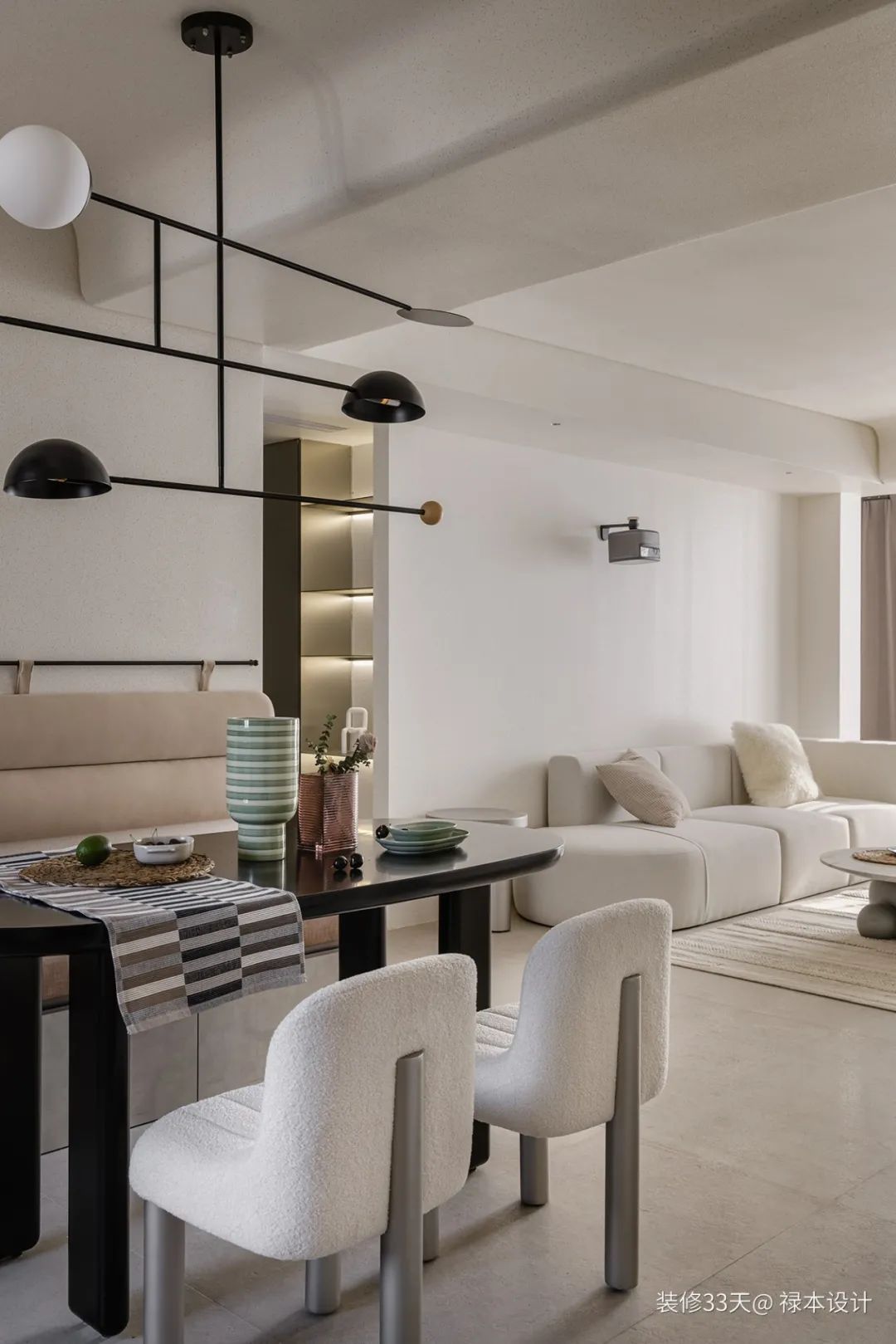 装修设计:122平温柔素色现代简约三室