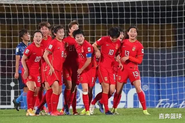 林加德|错怪陈戌源了！中国女足待遇曝光，18年后世界第一，奖金超越男足