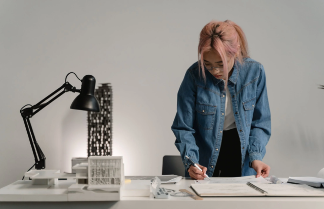 国企|人到三十岁失业后,可以选择这三份稳定的岗位,长辈都说是铁饭碗