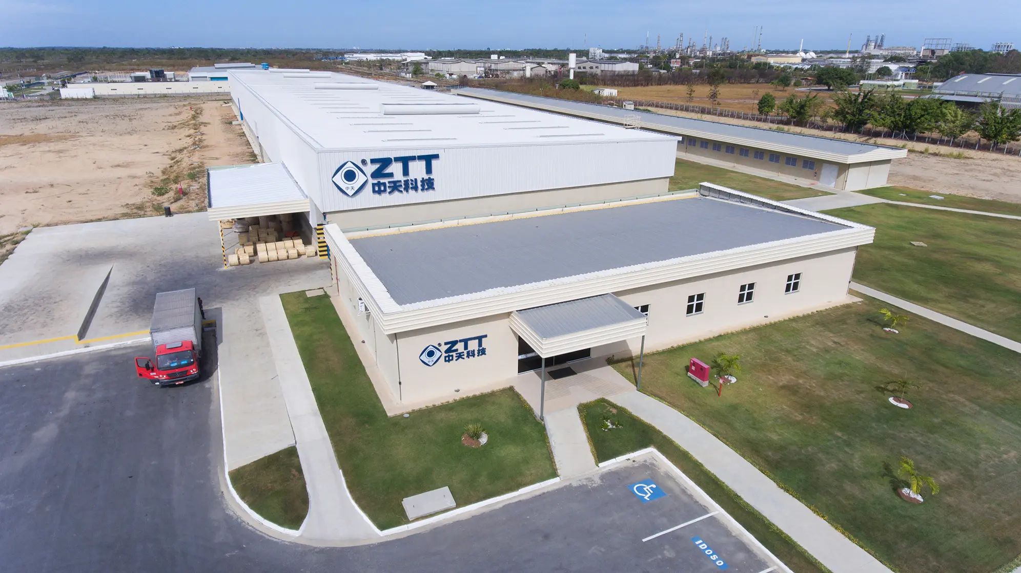 笔记本|美宣布新一轮对华芯片制裁,中国反应冷淡,自力更生比制裁更有效