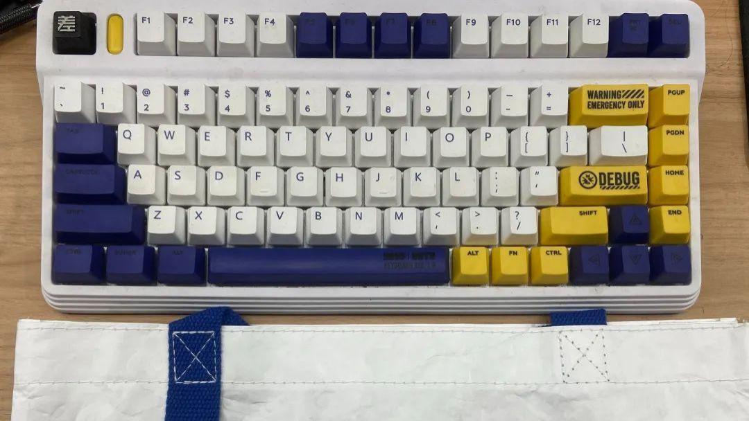 潘通|设计师用个颜色还要付钱，潘通这是想钱想疯了？