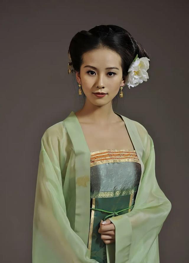 刘诗诗|刘诗诗粉丝情绪爆发！微吧和官网宣布暂停营业，工作室发长文回应