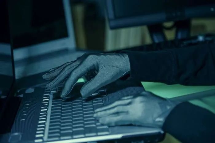 云服务|突然,这个网红电商平台出事了!数百人讨债,创始人失联