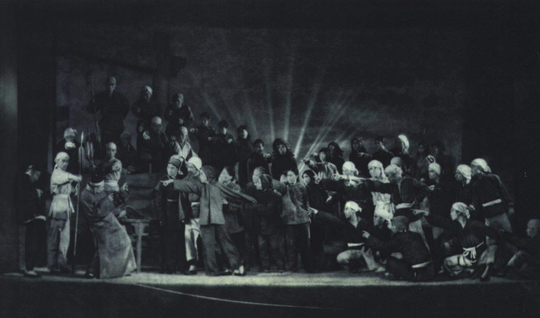 泉水叮咚响|《泉水叮咚响》卞小贞：辉煌背后的泪水与坎坷，脑瘫儿子是我的骄傲