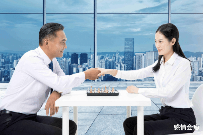 高校|为什么有人会把希望都放在未来？