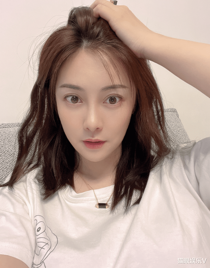 朱锐|艺人朱锐自曝曾遭男演员猥亵!刚出道被捏屁股,有人替她解围