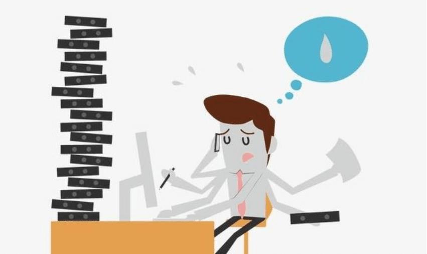 高校|实习期6个月“无薪”，招不到人的咖啡店老板：年轻人要工资干嘛