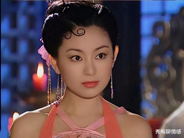 赵明明|明明眼熟,却叫不上名的内地女星,年轻时也都是一眼万年