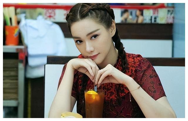 林俊贤|林钰洧一举夺得港姐冠军，父亲是林俊贤，曾自曝交往过5位男友