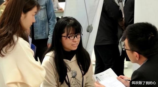 特岗教师|又一“铁饭碗”扩招,享受多项优惠政策,大专生不限专业也能报