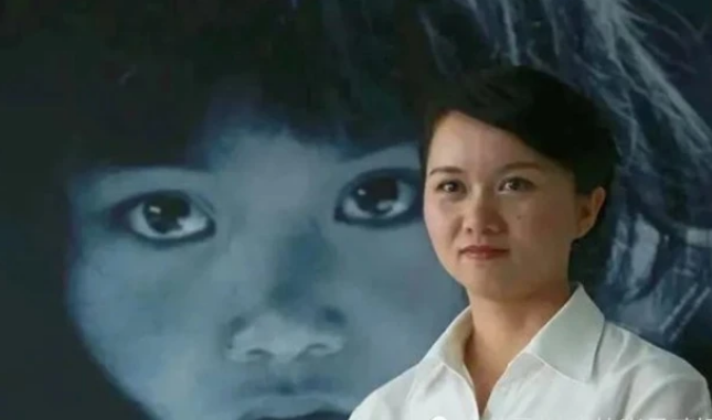 孙俪|被孙俪资助4年,却写6000字长文控诉她抠门,向海清现状如何?