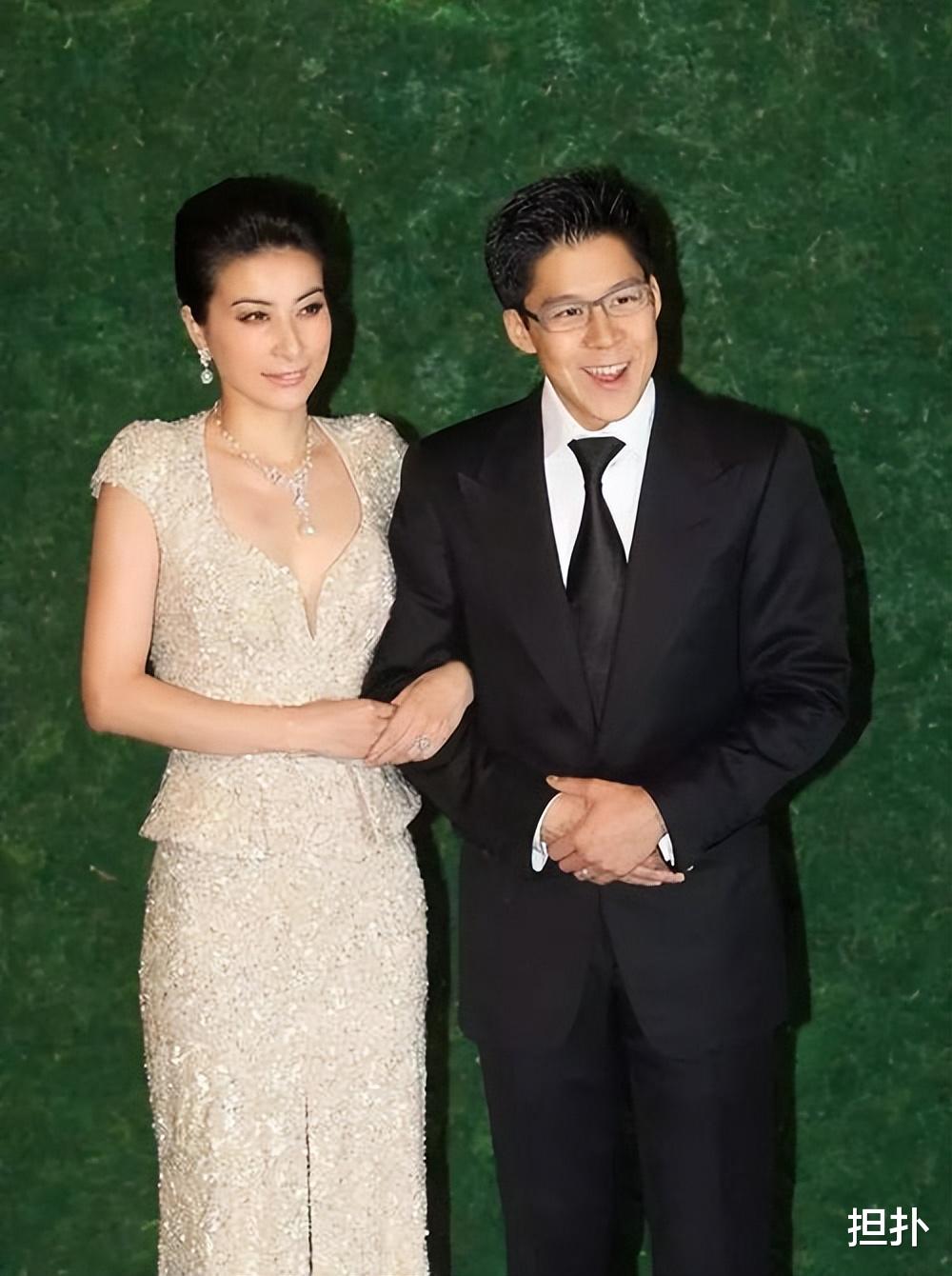 特战荣耀|霍启刚又有大动作了，成李家超的竞选班底，未来在政坛必获重用