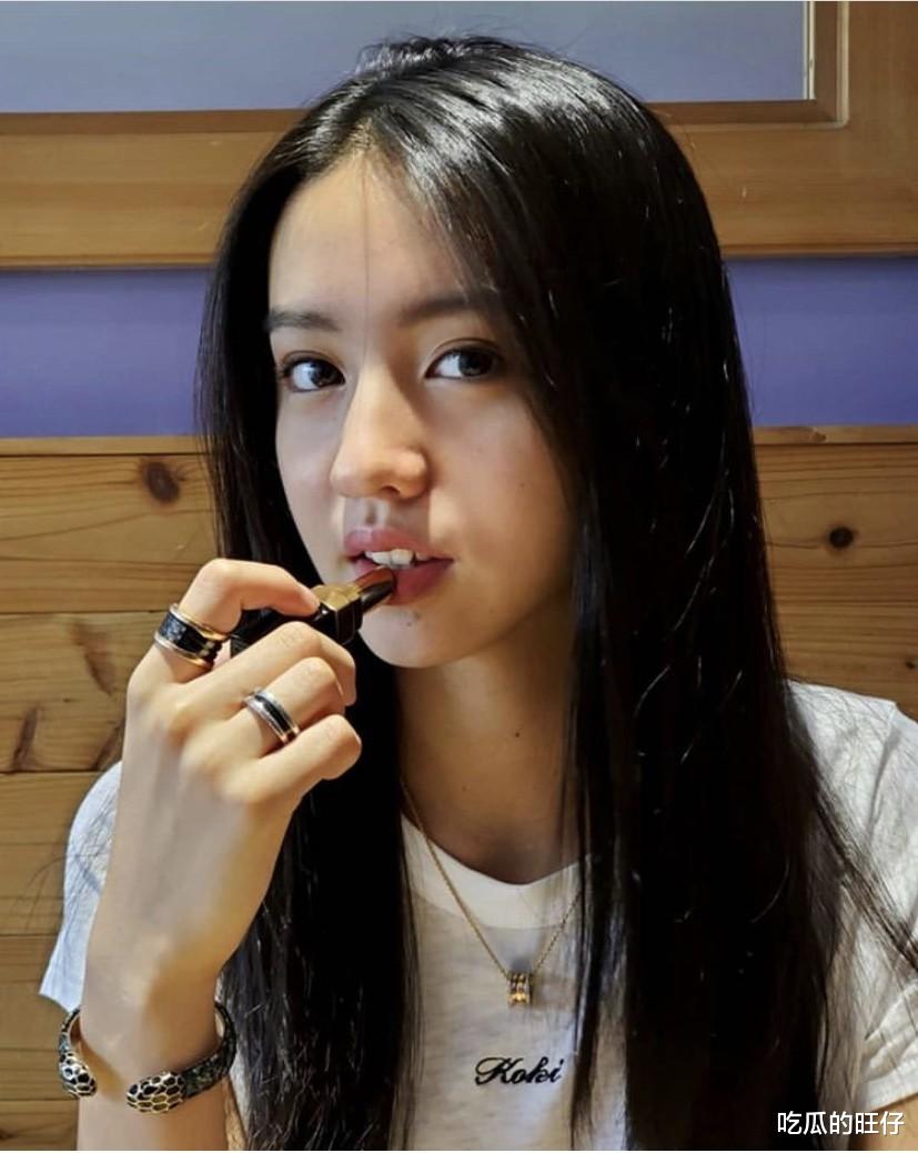 春晚|木村拓哉女儿多幸运？15岁出道就走红，上综艺节目露脸能拿300万