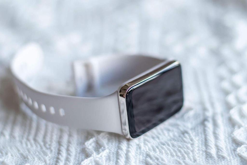 电子商务|真的堪比智能手表吗?小米手环7pro测评