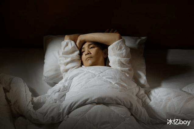 运动|红枣和“它”天生一对，每天晚上喝一点，气色好了睡的香，失眠不来扰