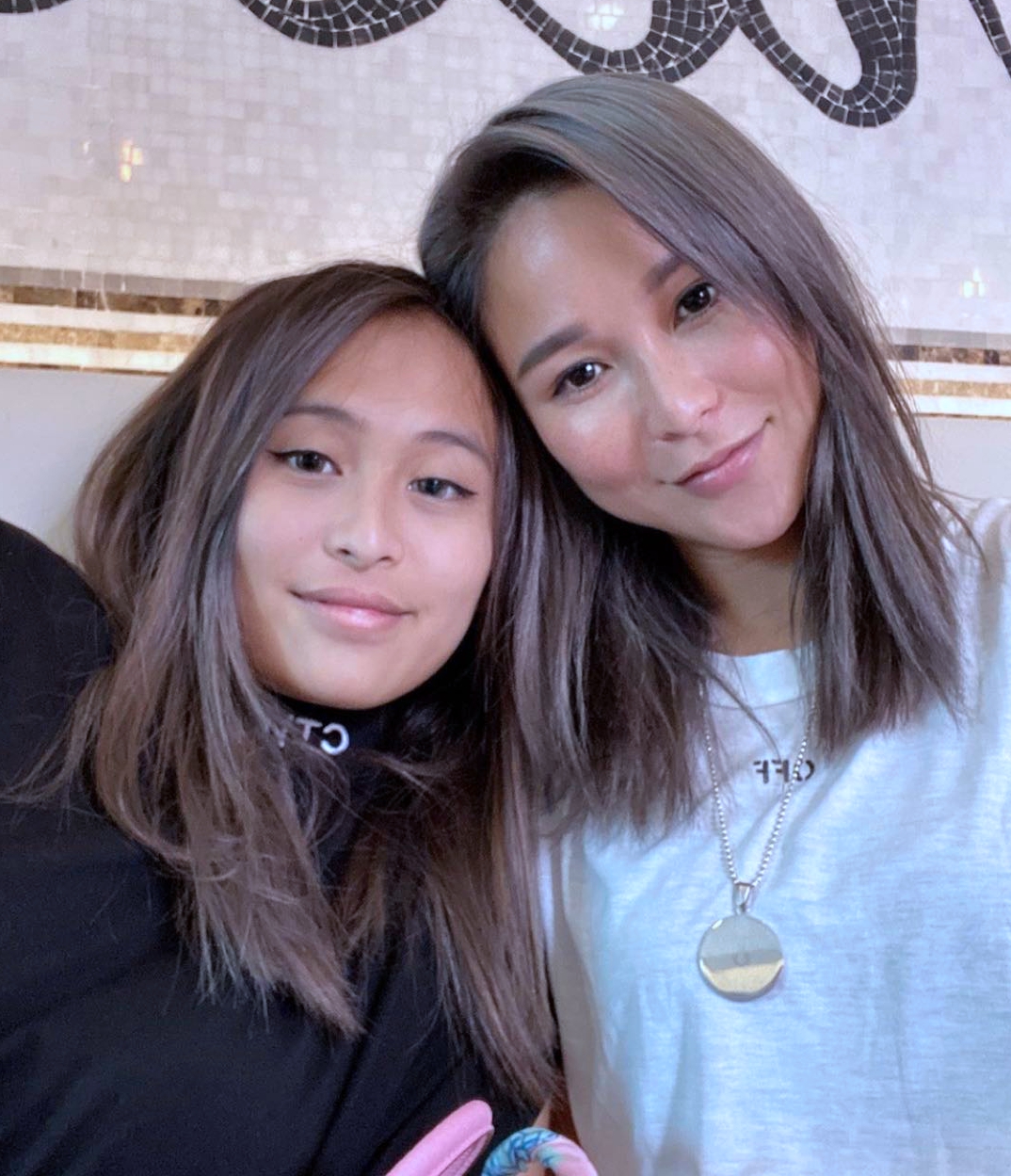 |洗米嫂在丈夫出事后首度露面，精心打扮出席派对，笑得开怀引争议